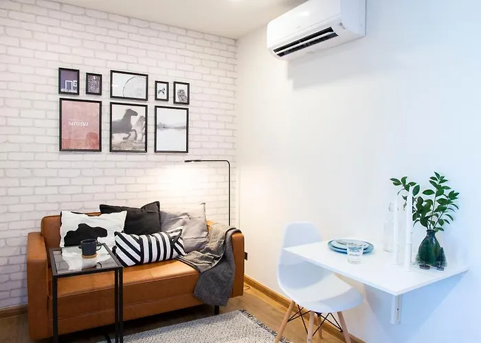 Parrish Serviced Aparthotel 4*